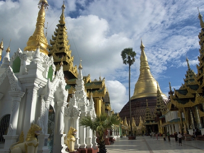 Around Shwedagon Pagoda 