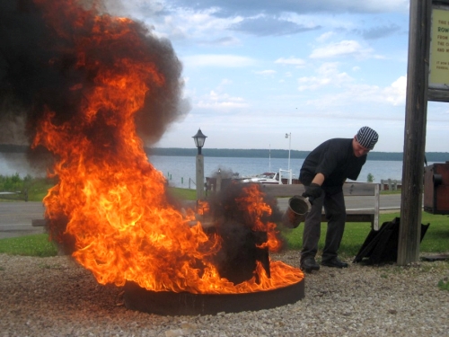 How To Throw A Fish Boil Wisconsin Style (Antacids Optional)